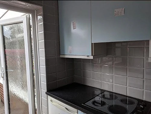 tiles with kitchen cupboards 