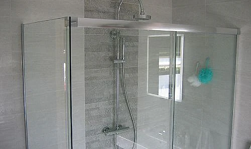 shower tiles 